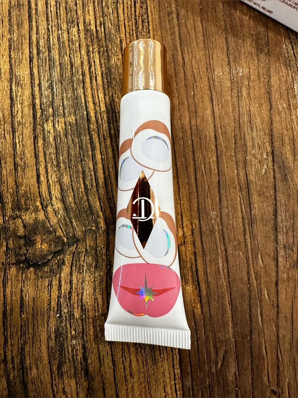Charlotte Tilbury Unreal Lips Juicylicious Coconut Water - Pink